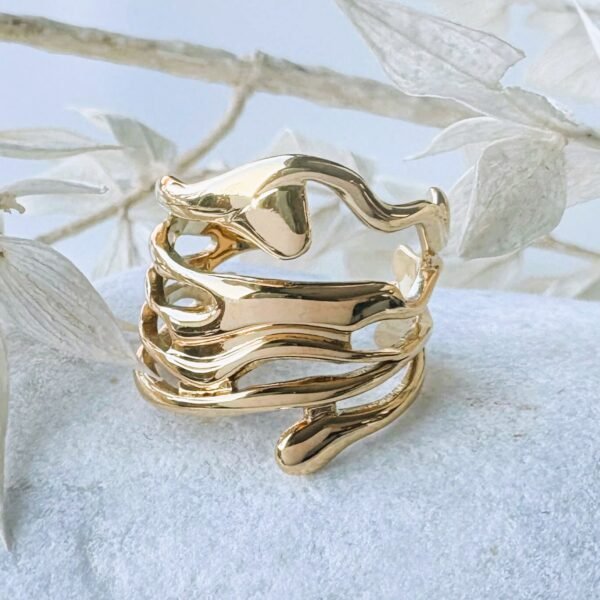 Brede ring wavy goud