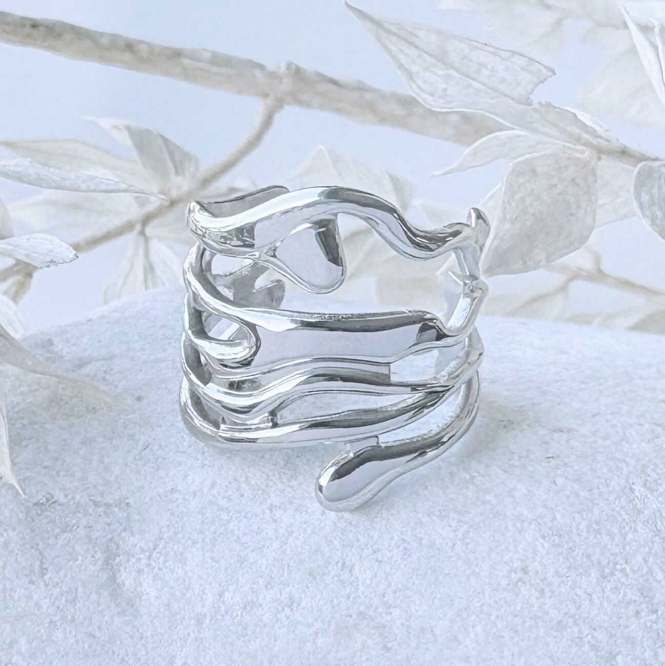 Brede ring wavy zilver