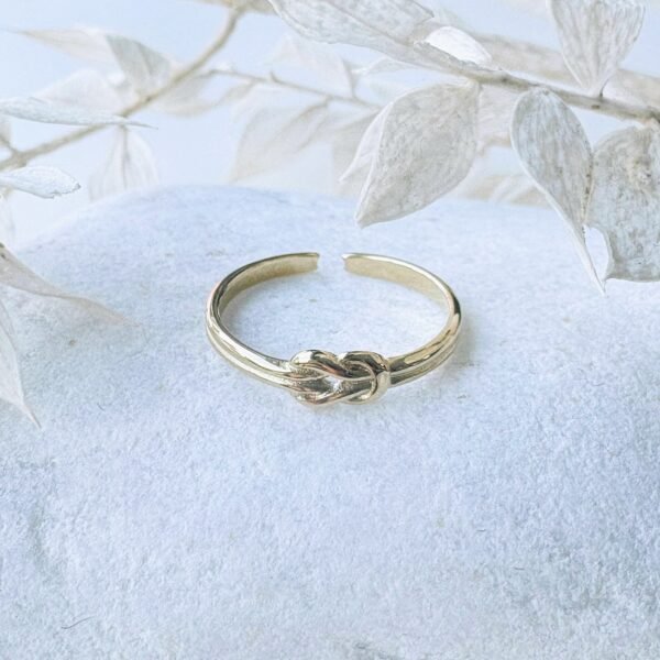 Knoop ring goud