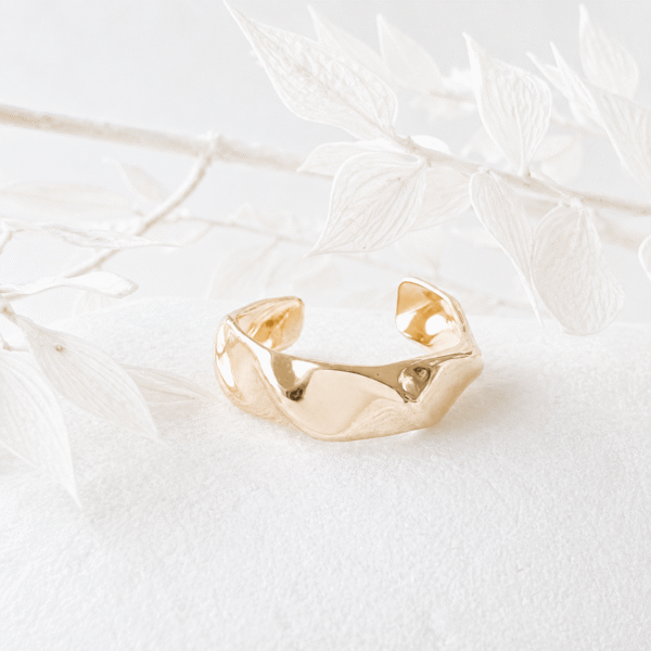 Twisted ring goud RVS