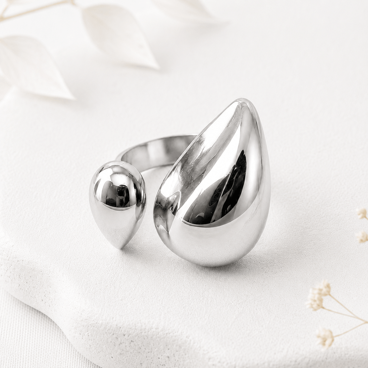 Ring met kleine en grote druppel zilver RVS